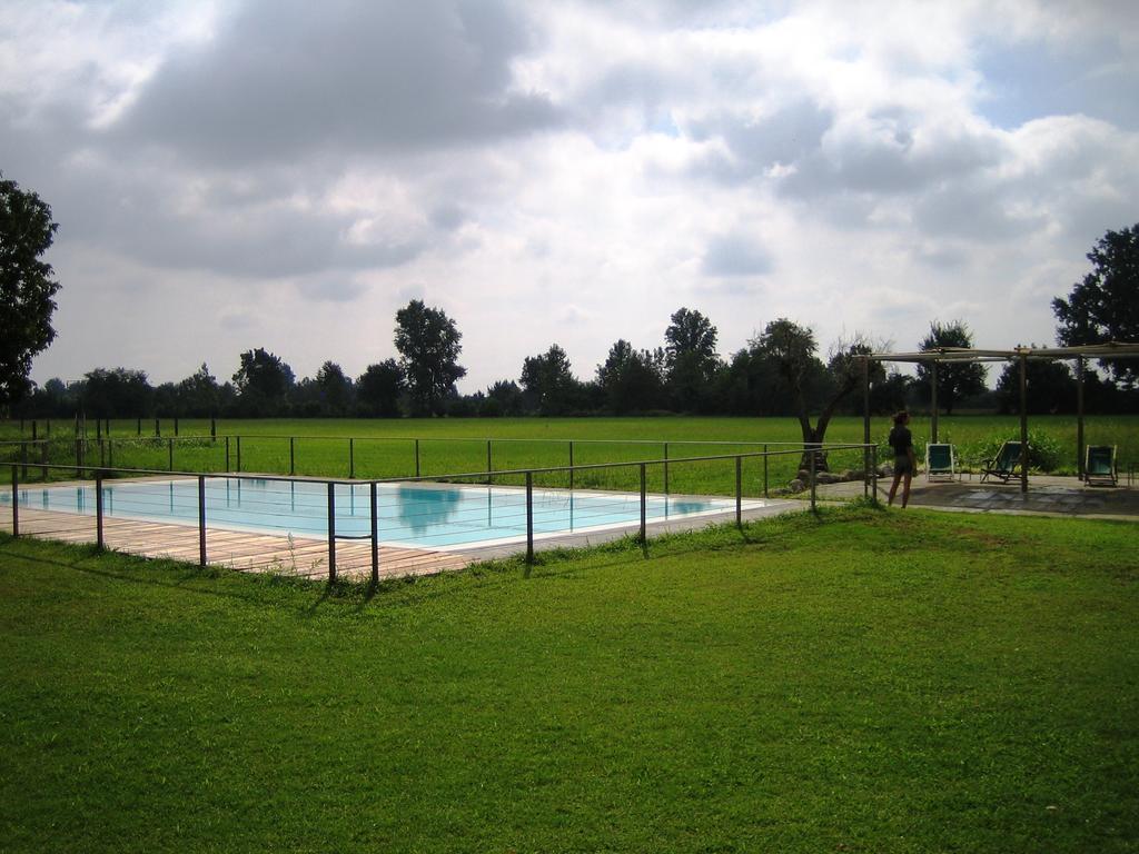Agriturismo Corte Carnevale Marmirolo Kültér fotó